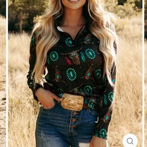 Wild Thing Pullover Large